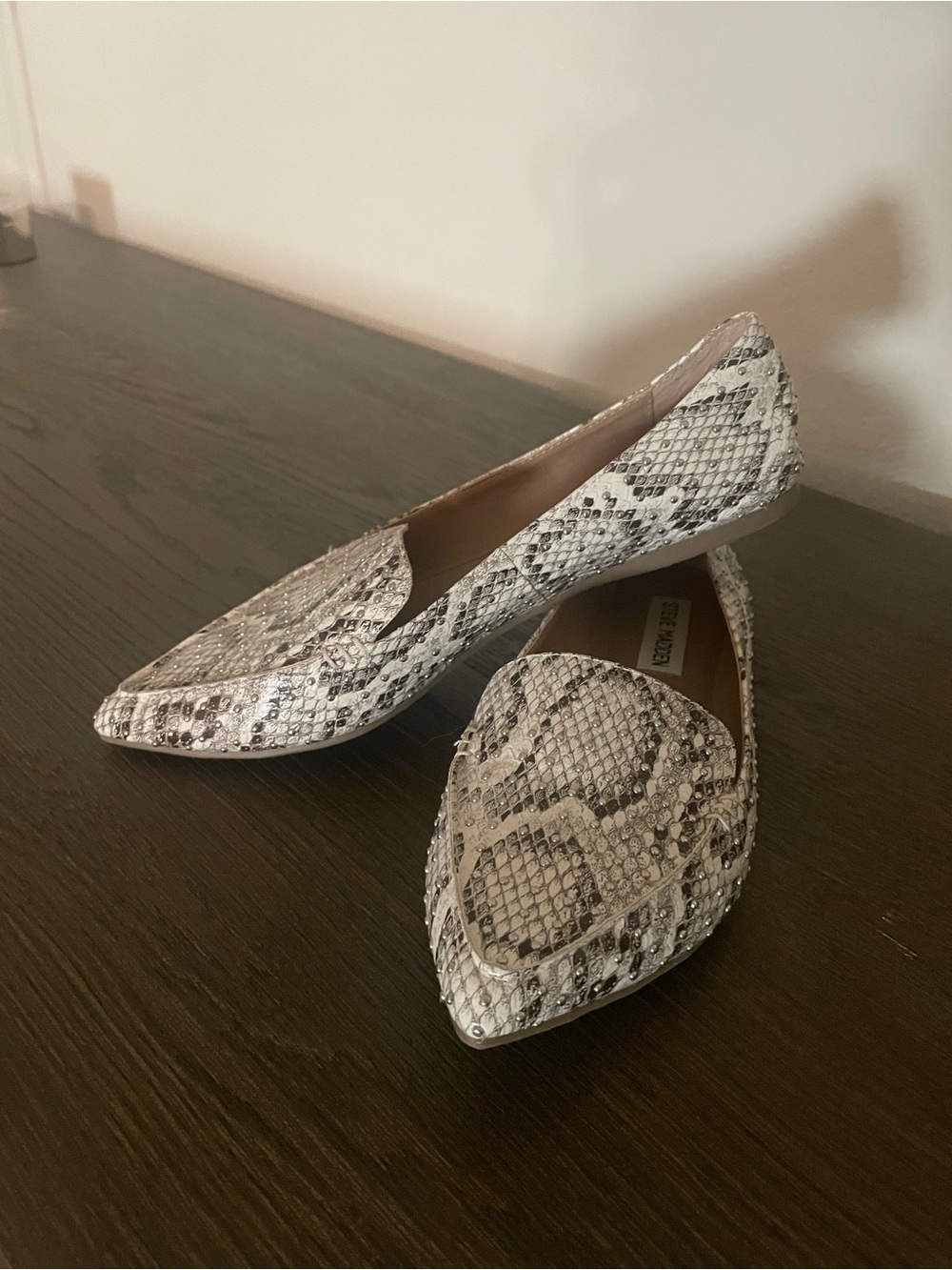 Steve Madden Snake Skin Pointed Toe Loafers - White Gray